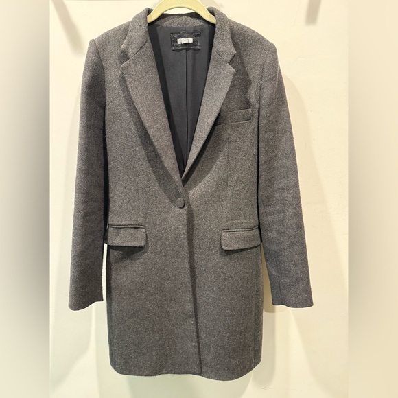 Reformation Grey Long Blazer - Picture 1 of 6